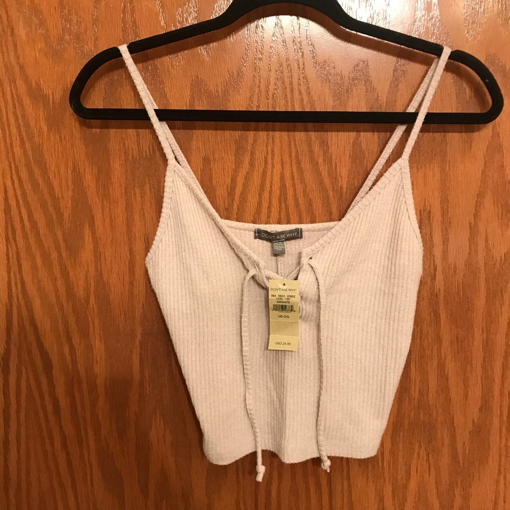 Light pink tank / crop top (size xs)- never worn!